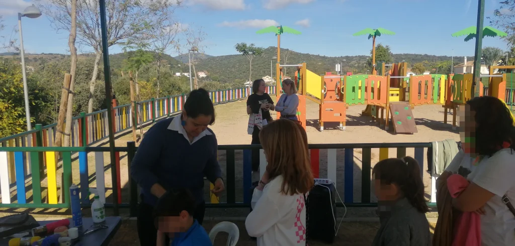 día de la vecindad en los Jardines Paraíso Arenal