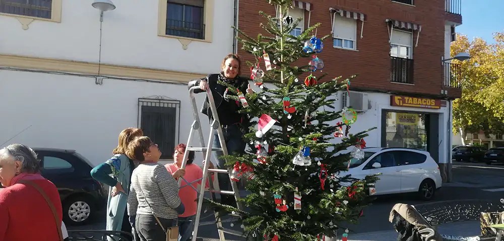 imágen de lajornada de convivencia de Navidad en Alcolea y el Barrio de Los Ángeles