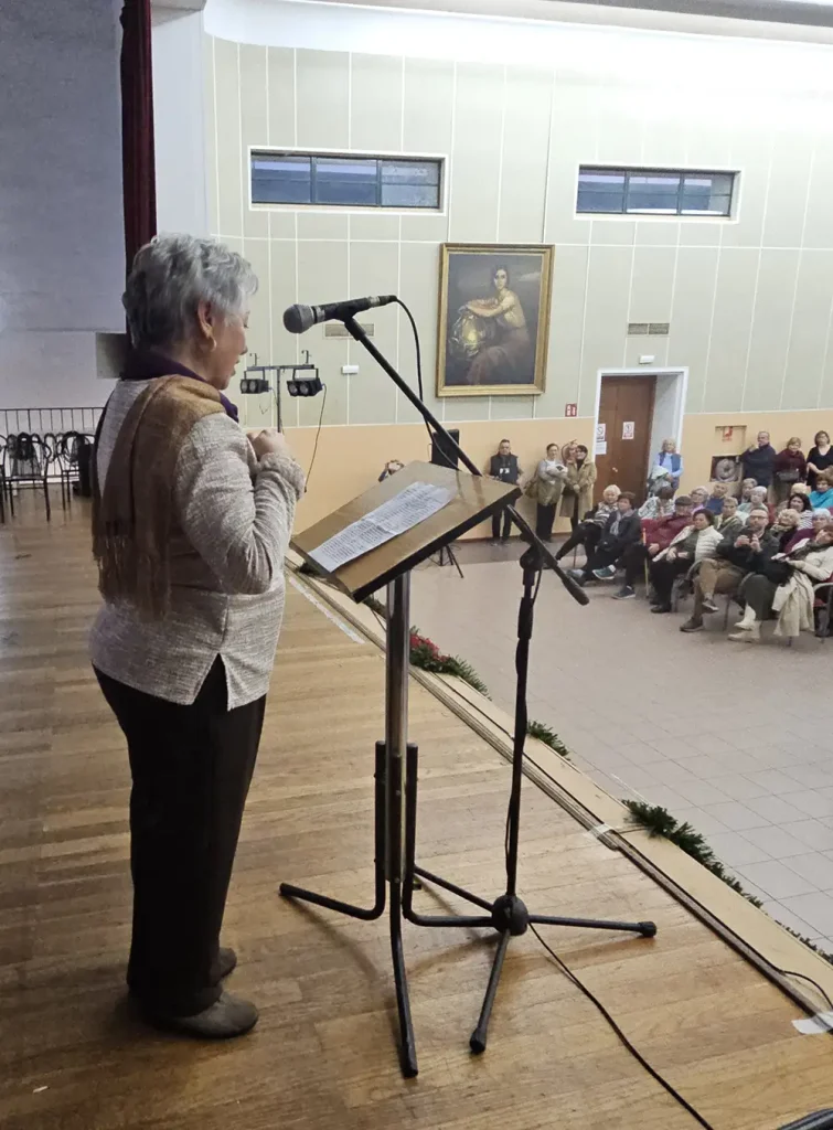 reconocimiento a Carmen León Fernández