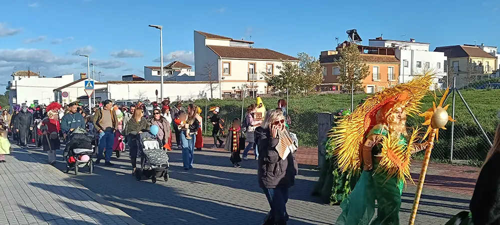 Vecinos de Cerro Muriano se disfrazados para el carnaval 2026